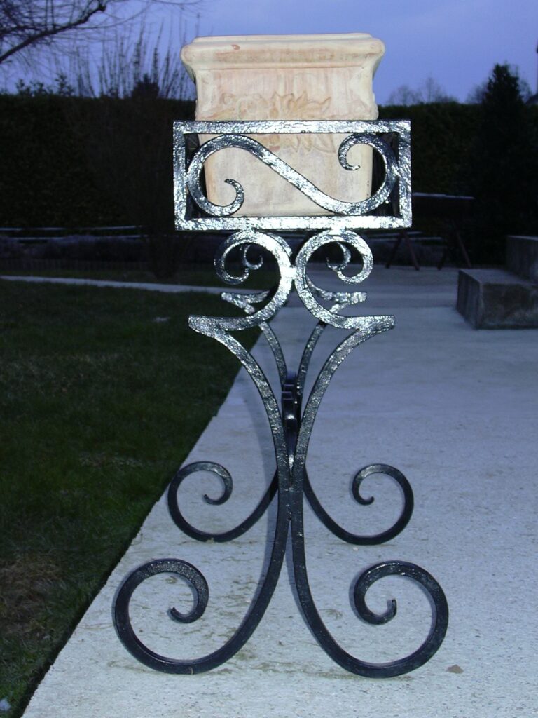 Porte plante fer forgé